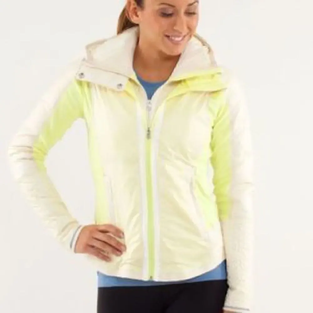 Lululemon Run Bundle Up Jacket without Luxechange Hood Clarity Yellow 6‎